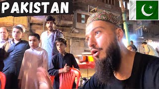 PAKISTAN | The First Night In Peshawar With Friendly Locals 🇵🇰