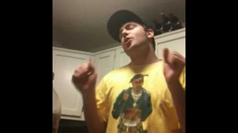 Alex sings Mariah Carey