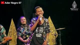 setatus wa keren/ader negro/keliwat kangem