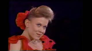 1995 Champions on Ice - Oksana Baiul Performance 2 (with Profile)