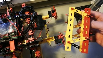 fischertechnik TXT controller: Mirft2 episode 88 - Python, sensors, ROBOPro, sound, objects, floor.