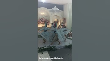 Sundanese traditional dance at a wedding #shortfilms #shortEvent #viral
