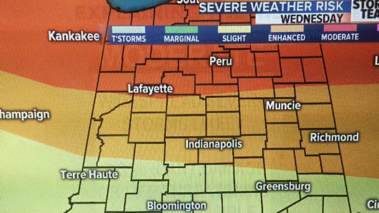 Thunderstorm timing and severe weather threat Wednesday.