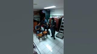gurinda band Rhotel