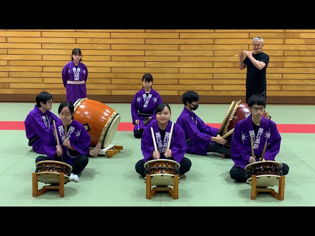 和太鼓部演奏『秩父屋台囃子』 - YouTube