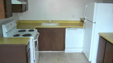 Glendoveer Estates - 601 NE 162nd Ave - 2 Bedroom