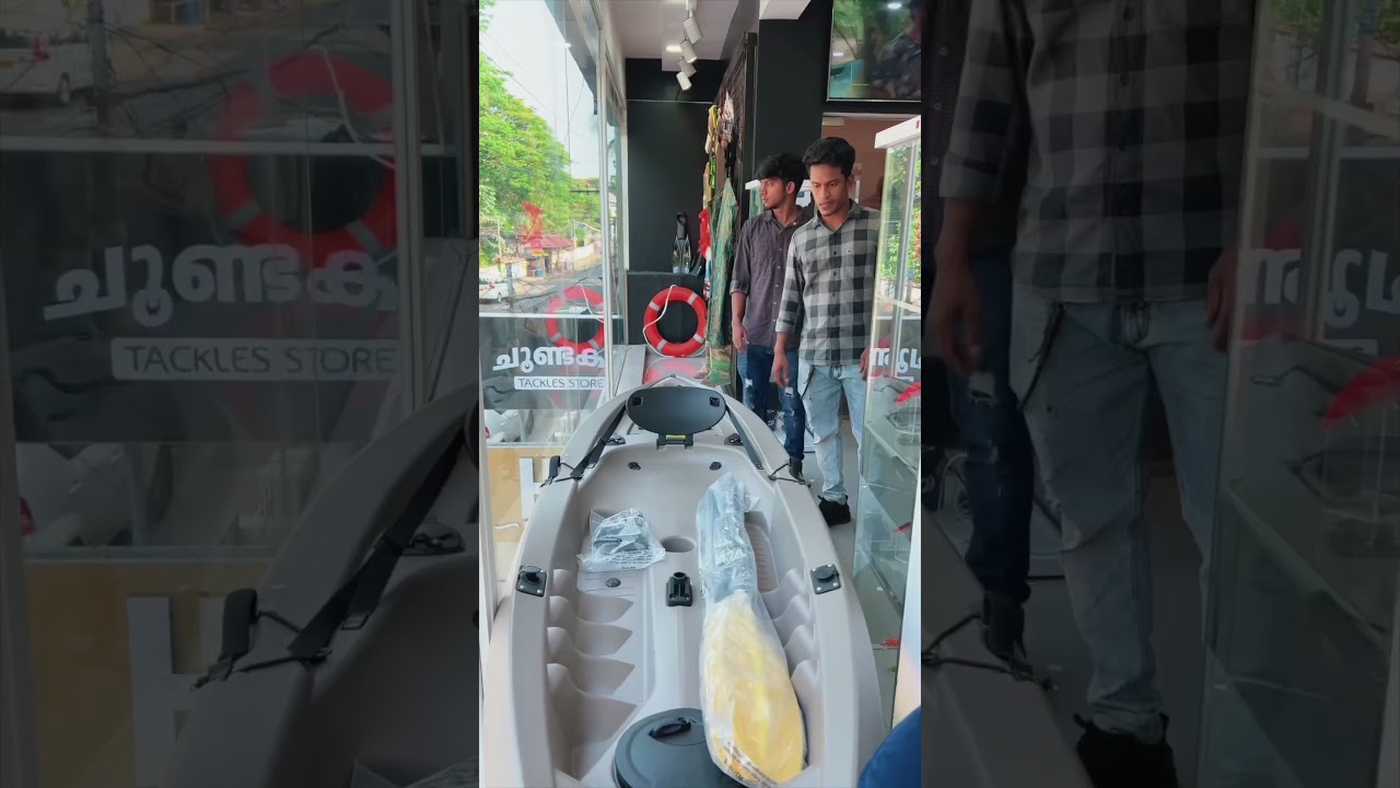 ആഹാ അടിപൊളി ഒരു tackle shop നമ്മുടെ കൊച്ചിയിൽ | blue whale marine international 