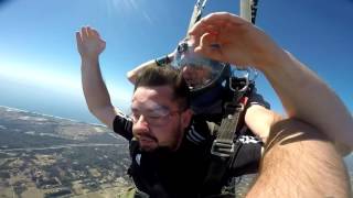 Simon and Eric go Skydiving with Skydive Surfcity in Claifornia