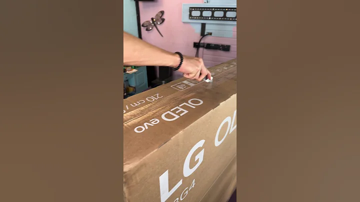 83” INCH LG OLED evo 4K Ultra HD HDR Smart TV. #lglifesgood #lg #lgtv #lifesgood #bigtv #bigscreen