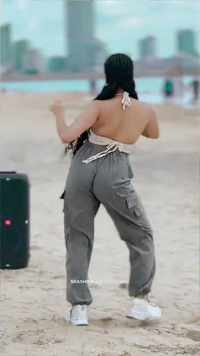 සමාධි බීච් එකේ දාපු ඩාන්ස් එක😜|Samadi Rathnayaka|#ytshorts #viralshorts #newtiktok #tiktokdance