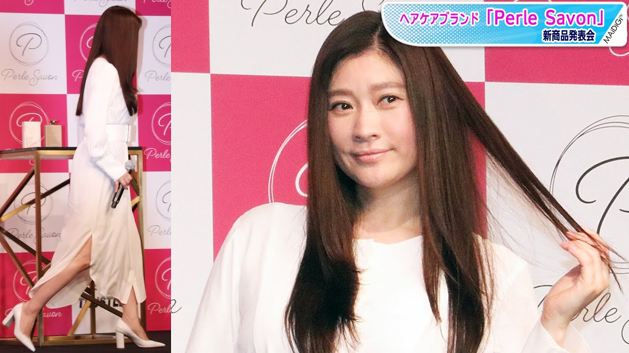 篠原涼子 スリットから美脚すらり オールホワイトコーデで大人の魅力 太ベルトでメリハリ度アップ Youtube