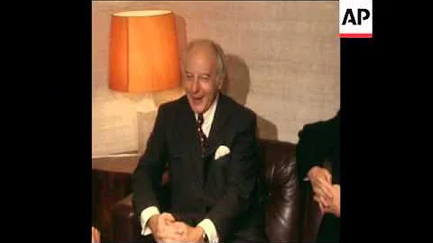 SYND 13-11-73 ASSISTANT SECRETARY OF STATE MEETS W...