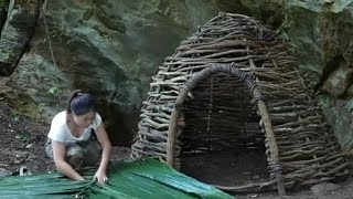 Download Lagu Building a Jungle Hut Using Only Natural Materials Survival Shelter by Hand #bushcraft #survival MP3 Download Lagu Building a Jungle Hut Using Only Natural Materials Survival Shelter by Hand #bushcraft #survival MP3