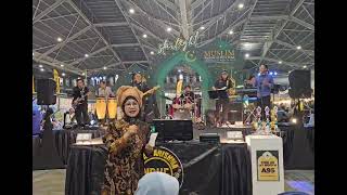 Download Lagu Siapa Pernah Jatuh Cinta - Tetty Kadi Bersama Band Episodic (Singapore Expo 🇸🇬) MP3 Download Lagu Siapa Pernah Jatuh Cinta - Tetty Kadi Bersama Band Episodic (Singapore Expo 🇸🇬) MP3