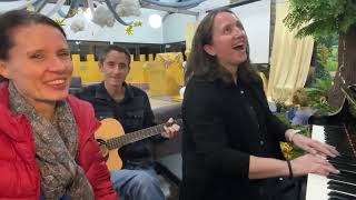 Sabbath Singalong #208 | Sandra Entermann, Braedan Entermann & Sanja Kitevski