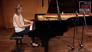 Video thumbnail of "Little Prelude in C Major, BWV 939 by Johann Sebastian Bach - Magdalena Haubs"