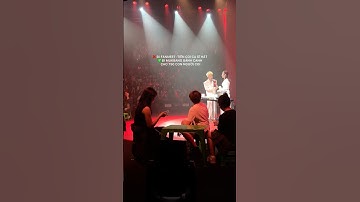 Lần đầu tiên đem nguyên nồi bánh canh lên sân khấu FANMEET TIÊN D1 của TÓC TIÊN | Born to burn