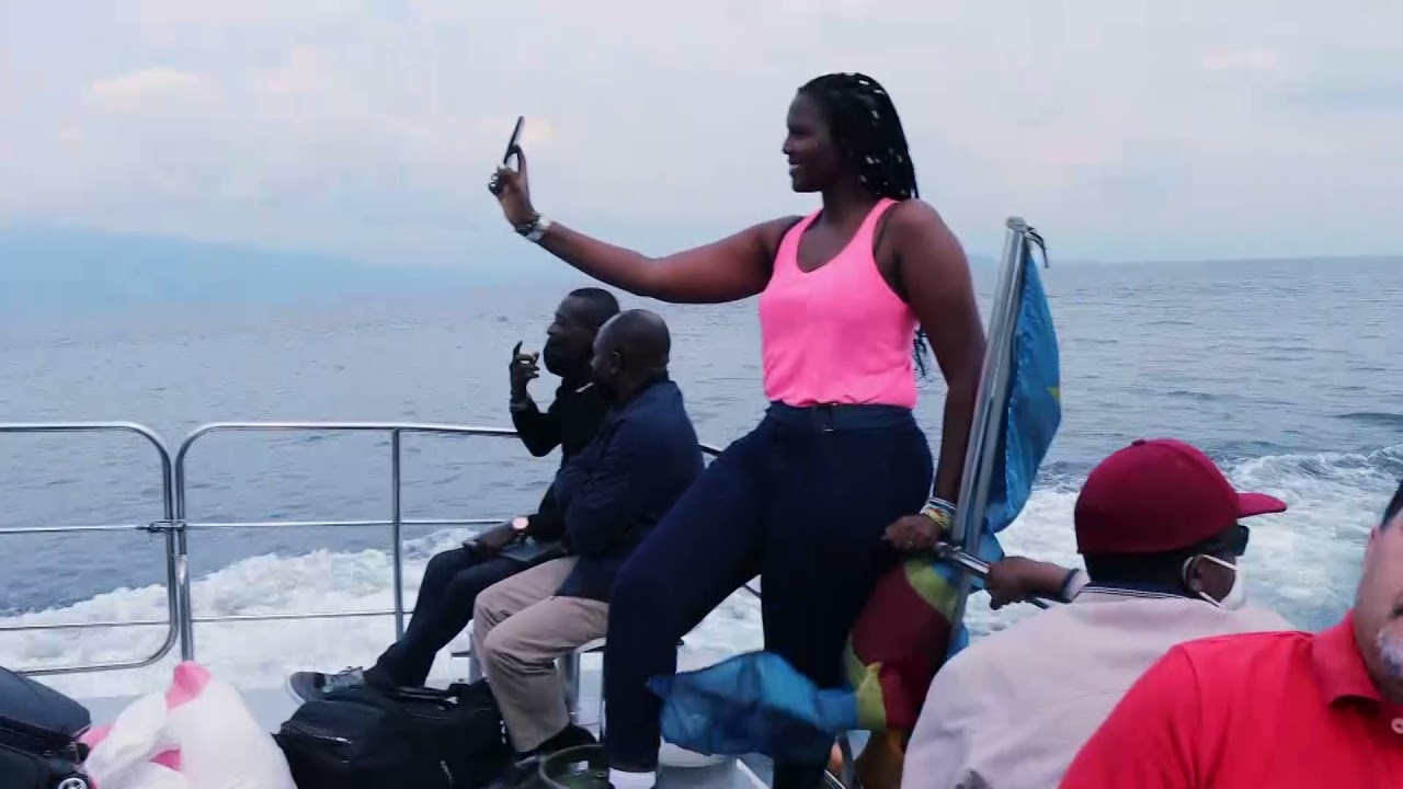 NAVIGUEZ  DANS LE LAC KIVU DE BUKAVU A IDJWI