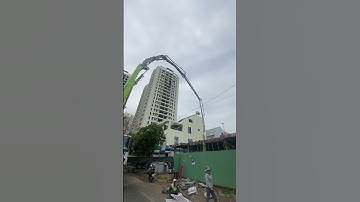 Đổ bê tông dầm sàn tầng 1