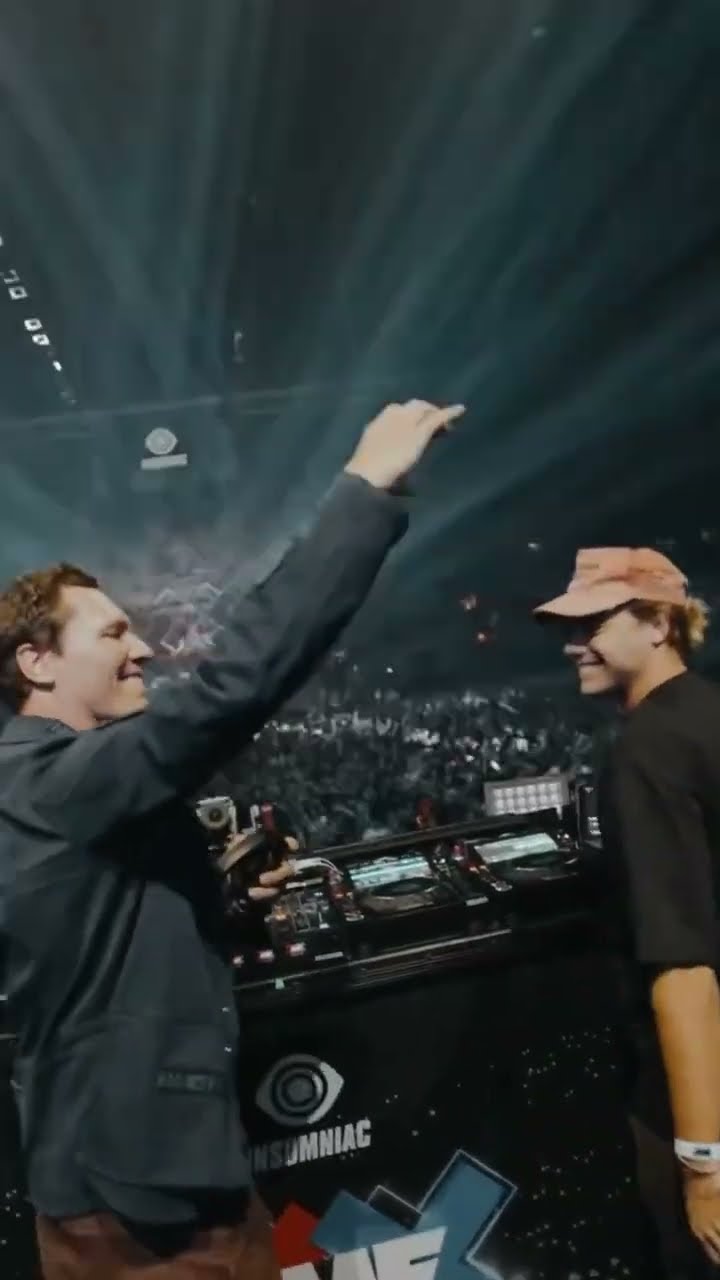 Tiësto \u0026 Goldcher setting AMF on fire with DUDADA, during ADE ?#shorts #electronicmusic