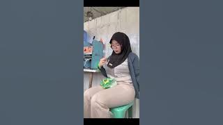 Tante jualan es pakai baju transparant ❗