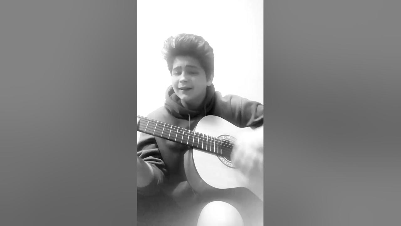 Черные глаза на гитаре. Черные глаза айдамир фортепиано. Черные глаза аккорды. Карие глаза ноты. Черные глаза под гитару.