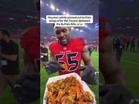 Sauce gloves should be a penalty 😅 (via @houstontexans/IG)