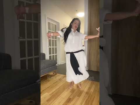 علي رمش عيونها
