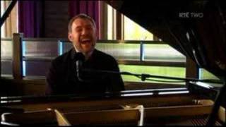 Vignette de la vidéo "David Gray - You're The World To Me Solo"