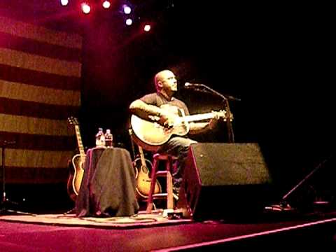 Aaron Lewis Dallas 10.31.10 Jolene - Zac Brown cover