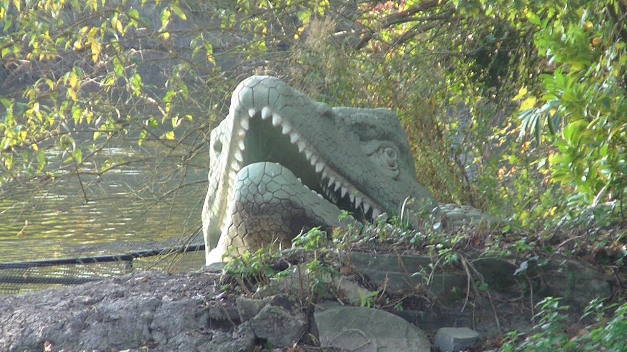 The Dinosaurs of Benjamin Waterhouse Hawkins