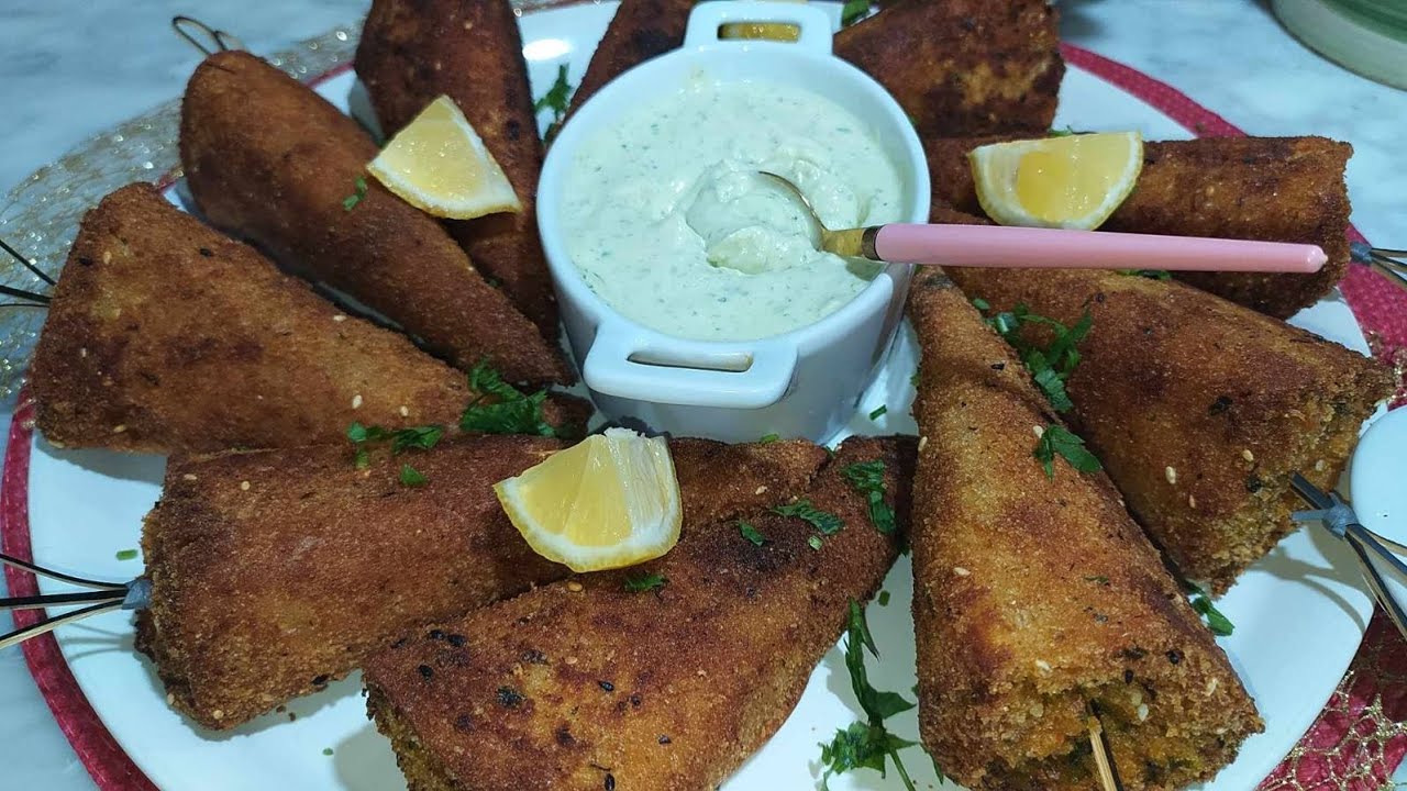 الفيديو لي تأثرت بزاف😭 كي مونطيتو كورني التورتيلا بحشو معمر بالبنة ورافقتهم بصوص ماجيك روعة #مملحات 