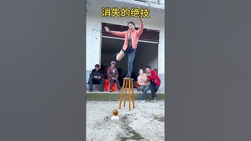 The lost magic performance reappeared. Onlookers were confused and found it interesting.