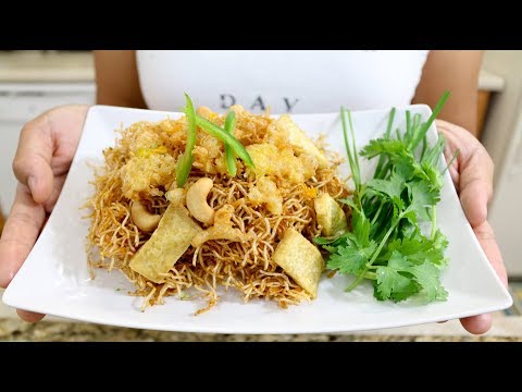 Thai Sweet and Sour Crispy Noodles Mee Krob หมี่กรอบ - Episode 182