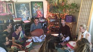 Video thumbnail of "Sudevi & Kishori Mohan - Hare Krishna Maha Mantra"