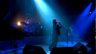 The Cure Cold live