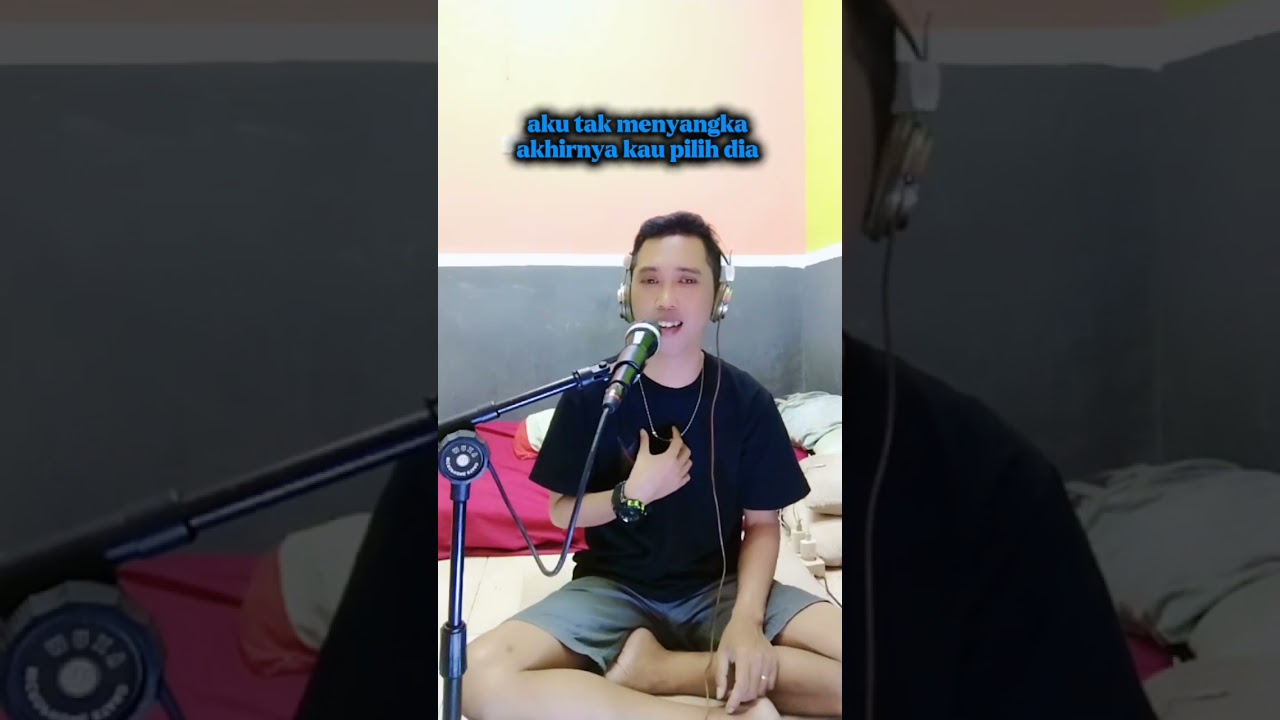 Gerhana dalam cinta karaoke duet no vocal cewek 