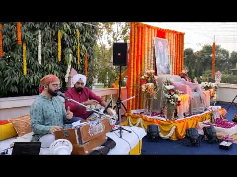 Mein Neeve Mera Satgur Uchaa    Guruji Mandir    Blessings  Raavinder