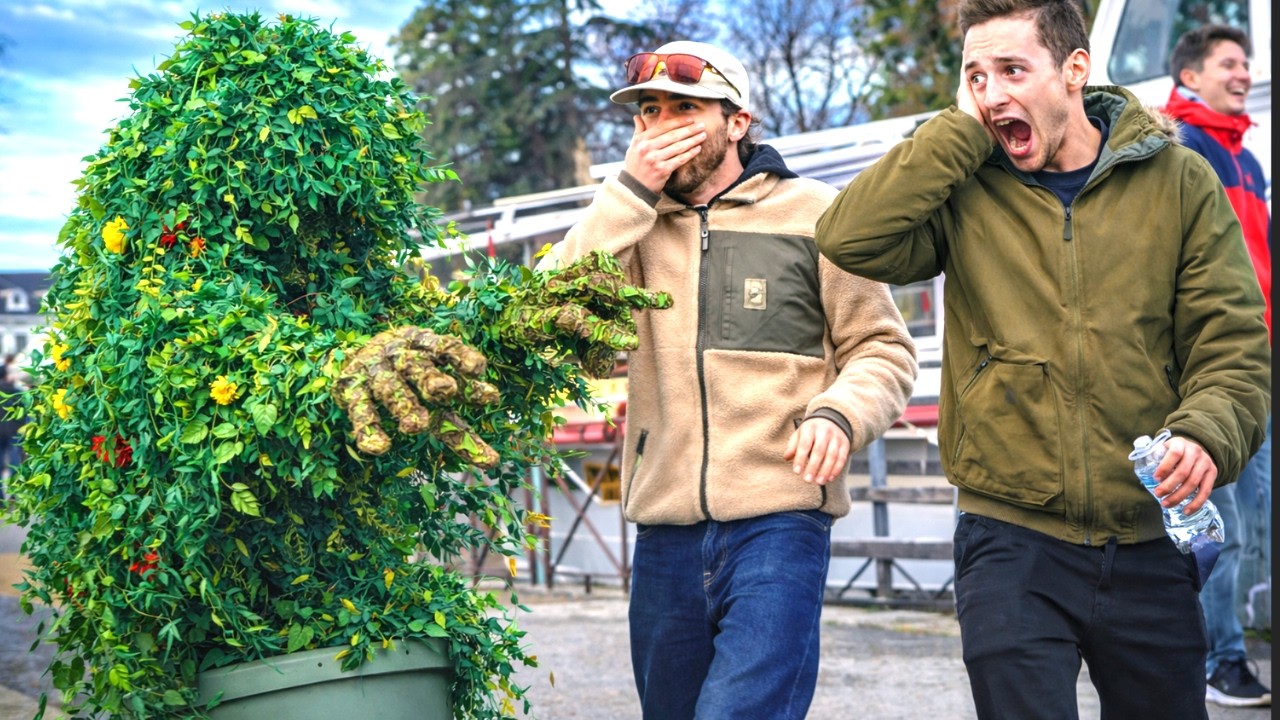 He Said He Doesn’t Get Scared… But he regretted it.🌿 Bushman prank