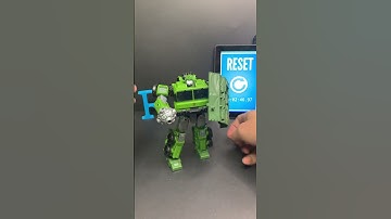 Transforming Transformers Legacy Prime Bulkhead (alt to robot mode) #isitdifficulttotransform#shorts