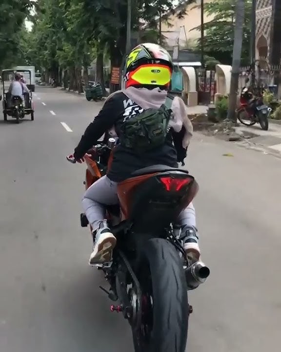 kasih judul apa❓#ypnow #storywa #shorts #shorts #motovlog #ukhti #r25