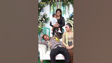 Viral pengantin pria panik pura2 pingsan di pernikahan