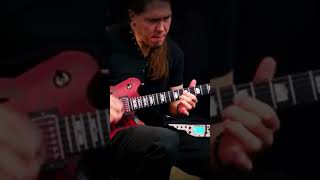 A sensual blues solo in a studio
Playing some blues with a beautiful guitar by @taistoguitars A sensual blues solo in a studio