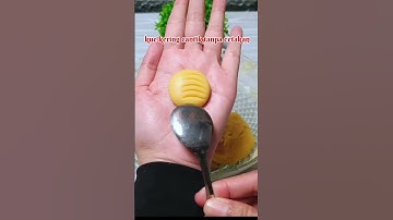Thumbnail of bikin kue kering tanpa cetakan bisa secantik ini loh, nantikan video lengkapnya ya kue kering t