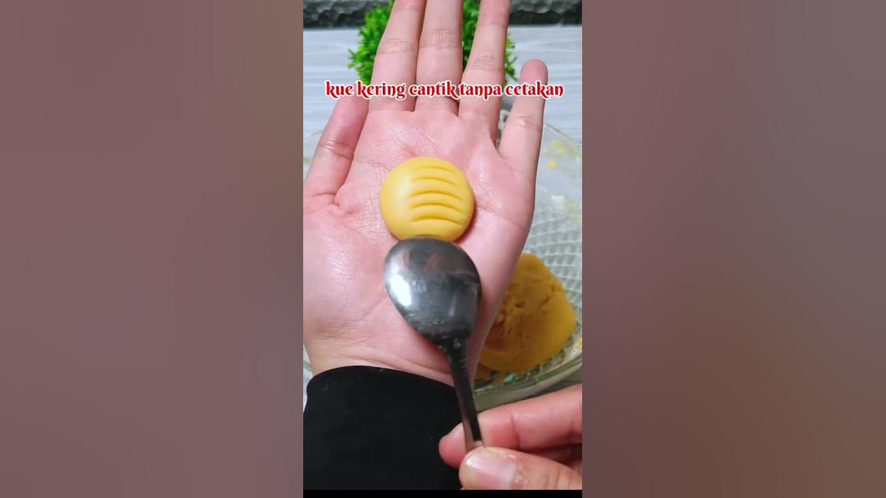 bikin kue kering tanpa cetakan bisa secantik ini loh, nantikan video lengkapnya ya kue kering t