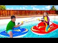 Wendy & Michael Jugando con Juguetes Inflabes Gigantes en la  piscina | Cuentos Para Niños