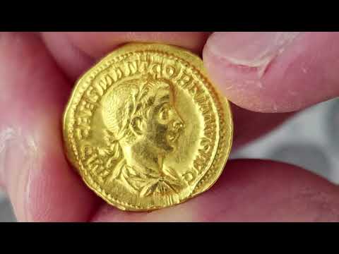 238 Gold Aureus of Roman Emperor Gordian III