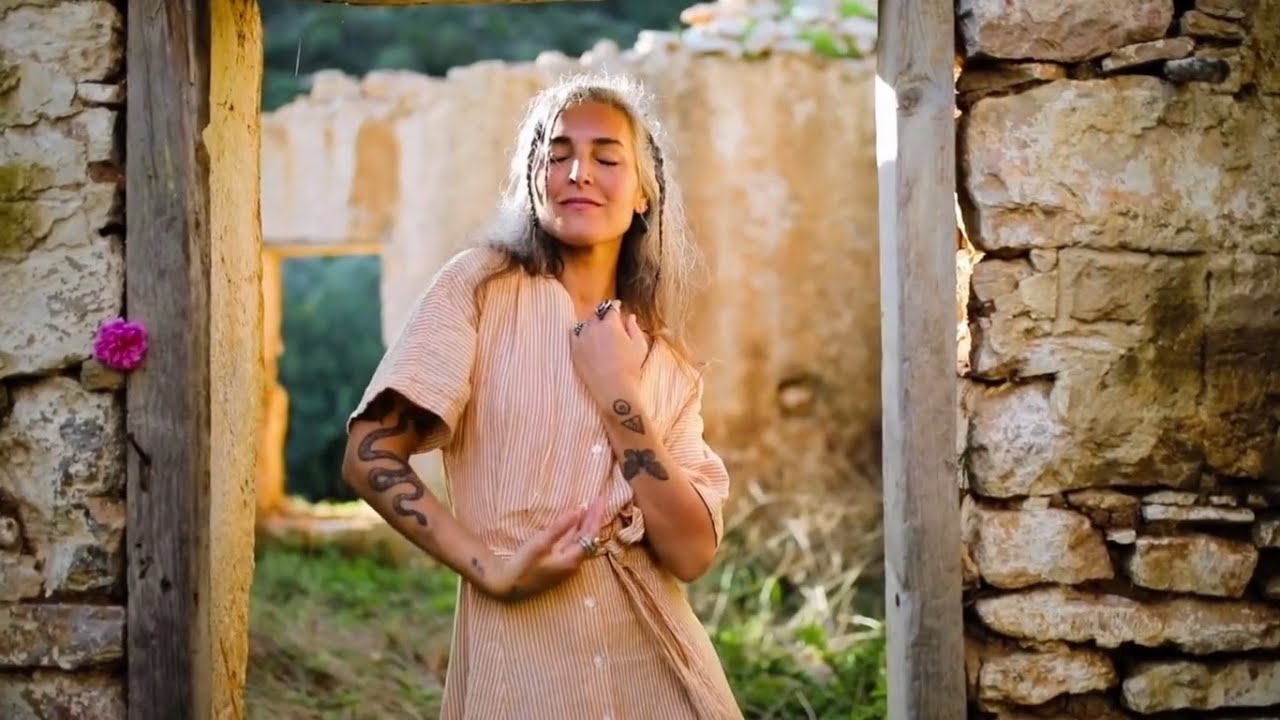 Preciosa - CANTARINA