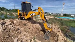 JCB 3cx ขุดวางท่อPVCระบายน้ำขี้