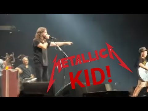 Foo Fighters cover Enter Sandman w/ 10 year old LIVE KC